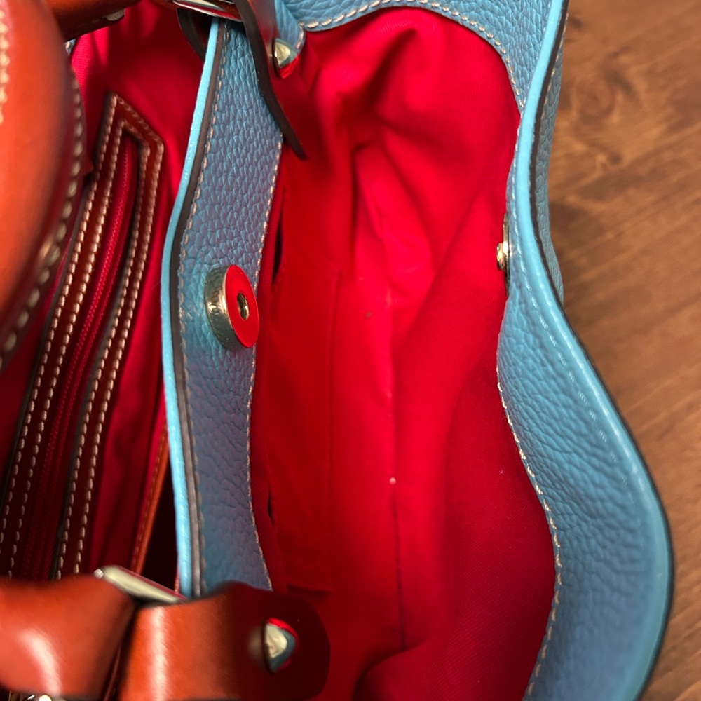 Dooney & Bourke Lucca Leather Barlow Bag - Picture 3 of 10